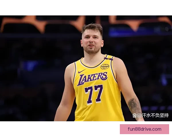东契奇41+8创7大纪录 比肩科比表现惊艳 累计16T将遭禁赛